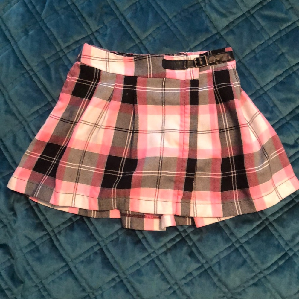 Justice pink pleated plaid skirt